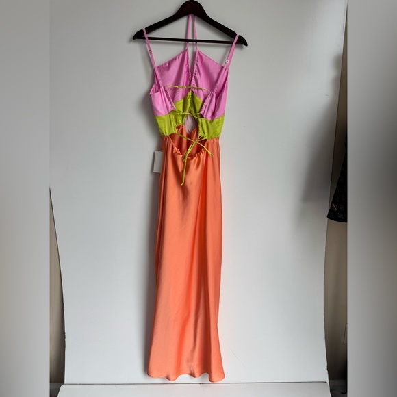 SHOW ME YOUR MUMU NEW Calloway Cut Out Dress‎ Cantaloupe Luxe Satin Maxi Large - Picture 11 of 14